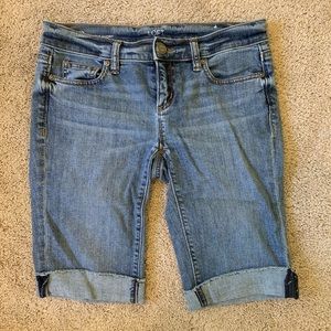 Loft jean shorts size 00